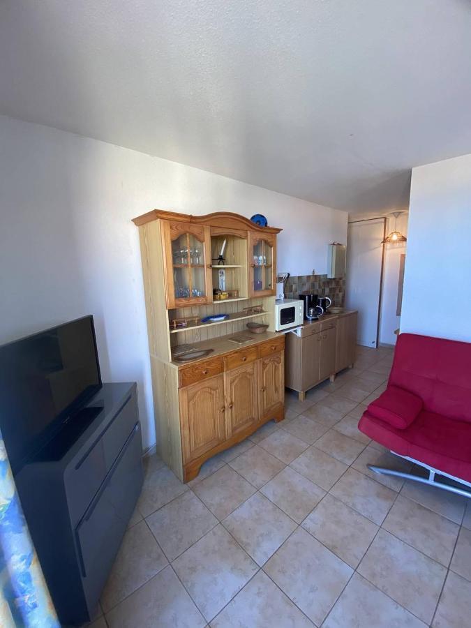 Appartement T3 Avec Terrasse Donnant Sur La Mer Sur Saint Pierre La Mer Exterior photo