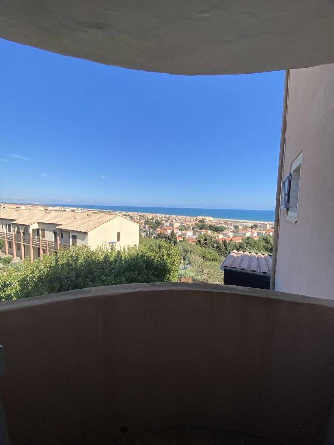 Appartement T3 Avec Terrasse Donnant Sur La Mer Sur Saint Pierre La Mer Exterior photo